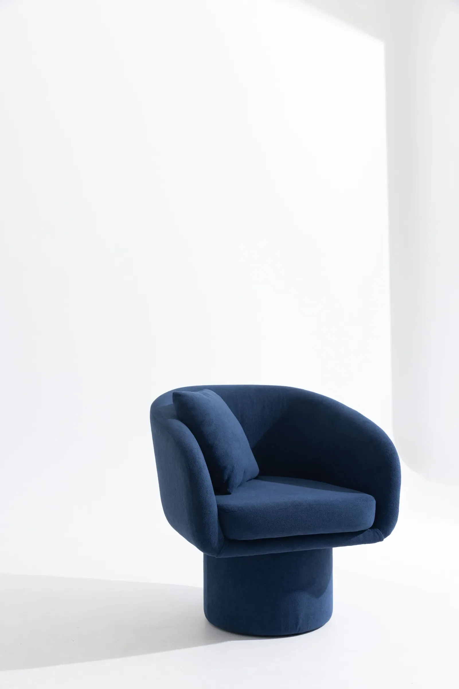 Nest Chair - product view
